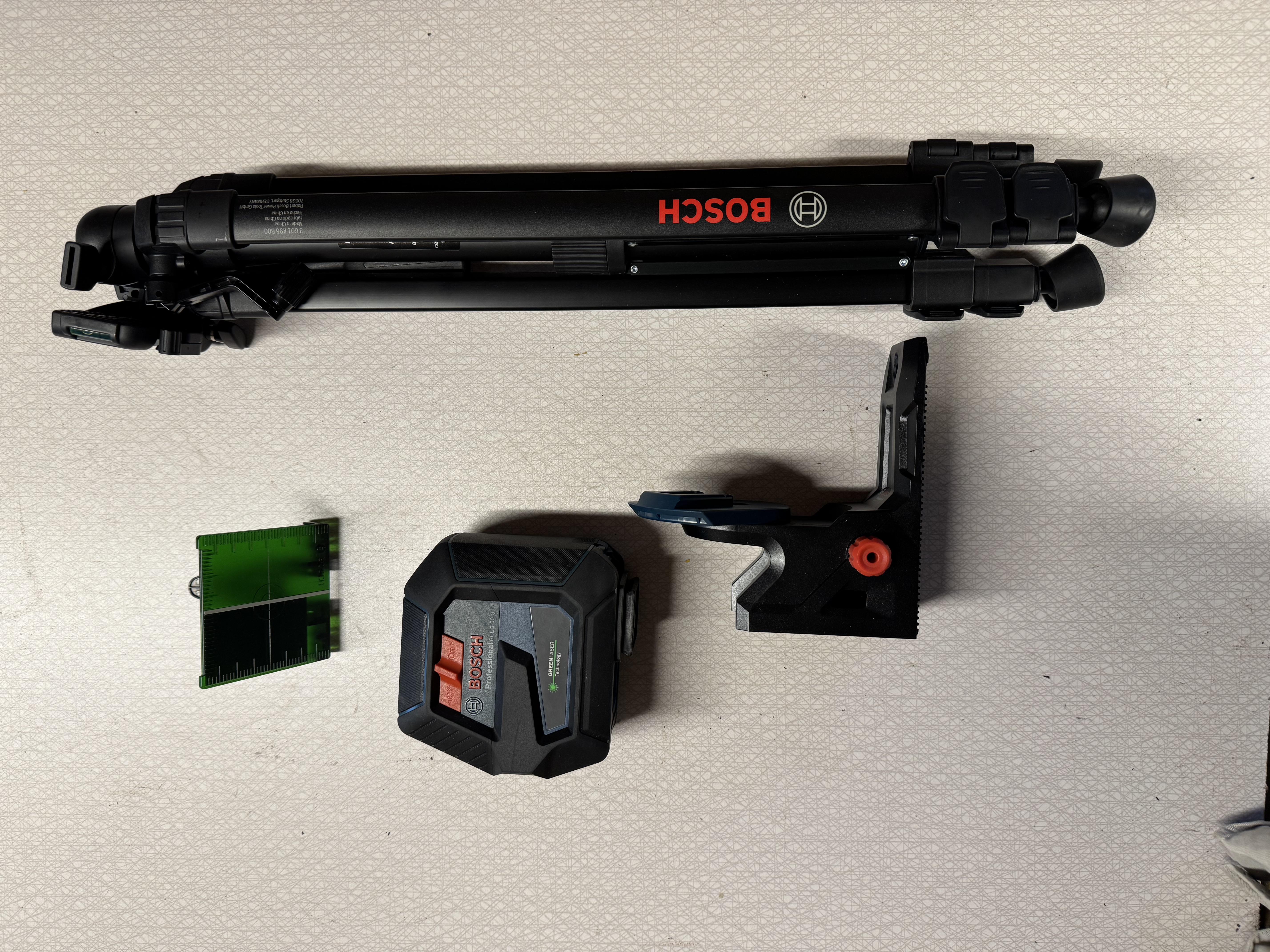 Bosch gcl 2-50 g krysslaser + bt 150 stativ – grön laser för exakt uppmätning 