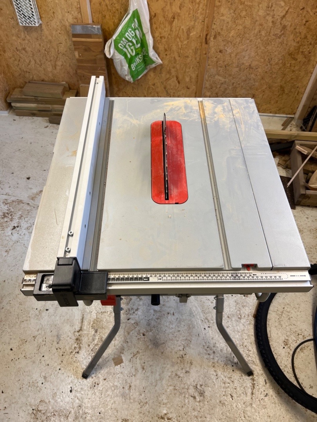 Bosch gts 10 j med bord