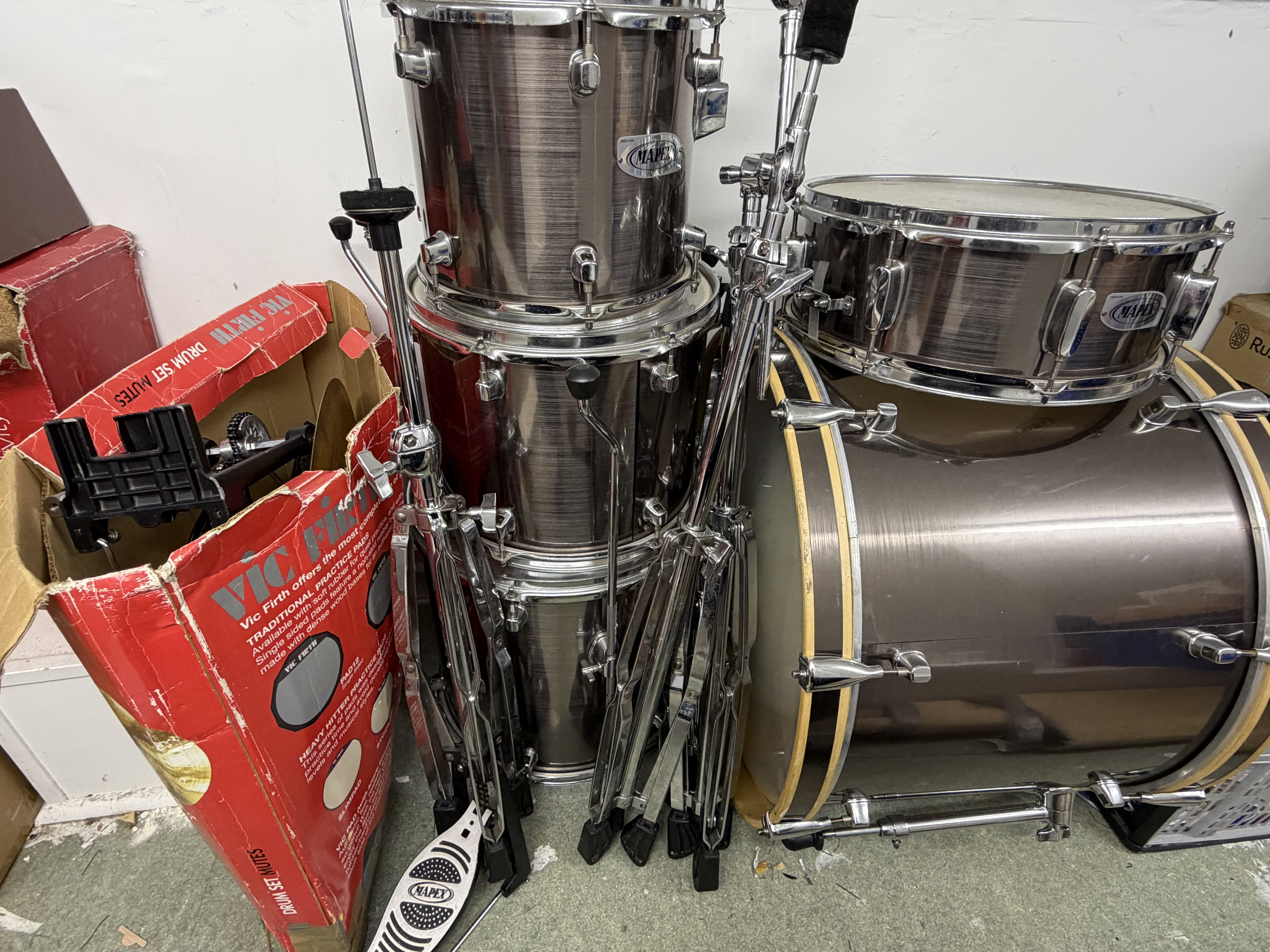 Mapex drum kit