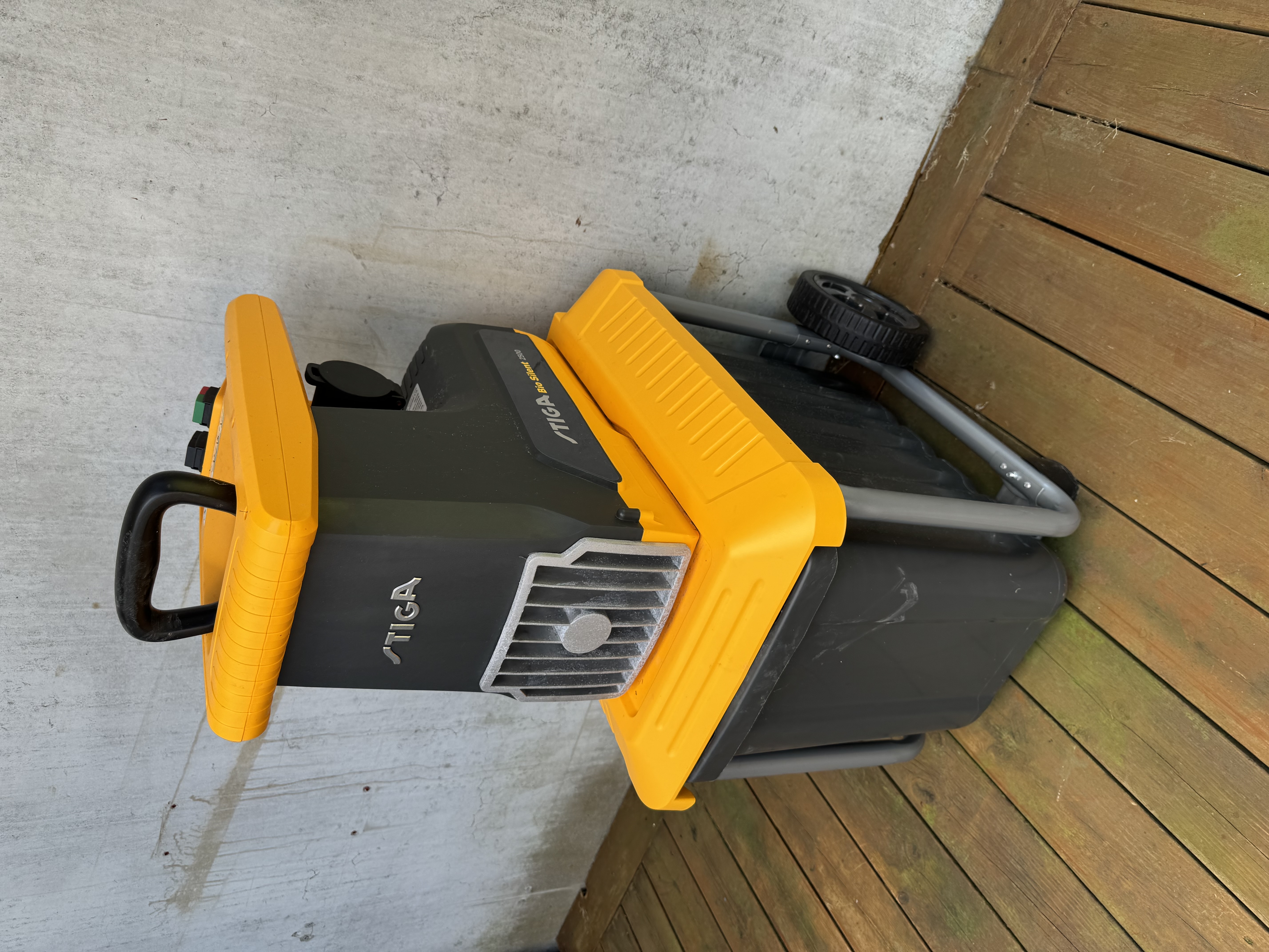 Stiga kompostkvern 2500w