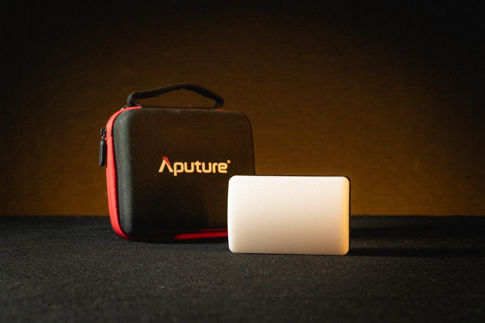 Aputure mc pro