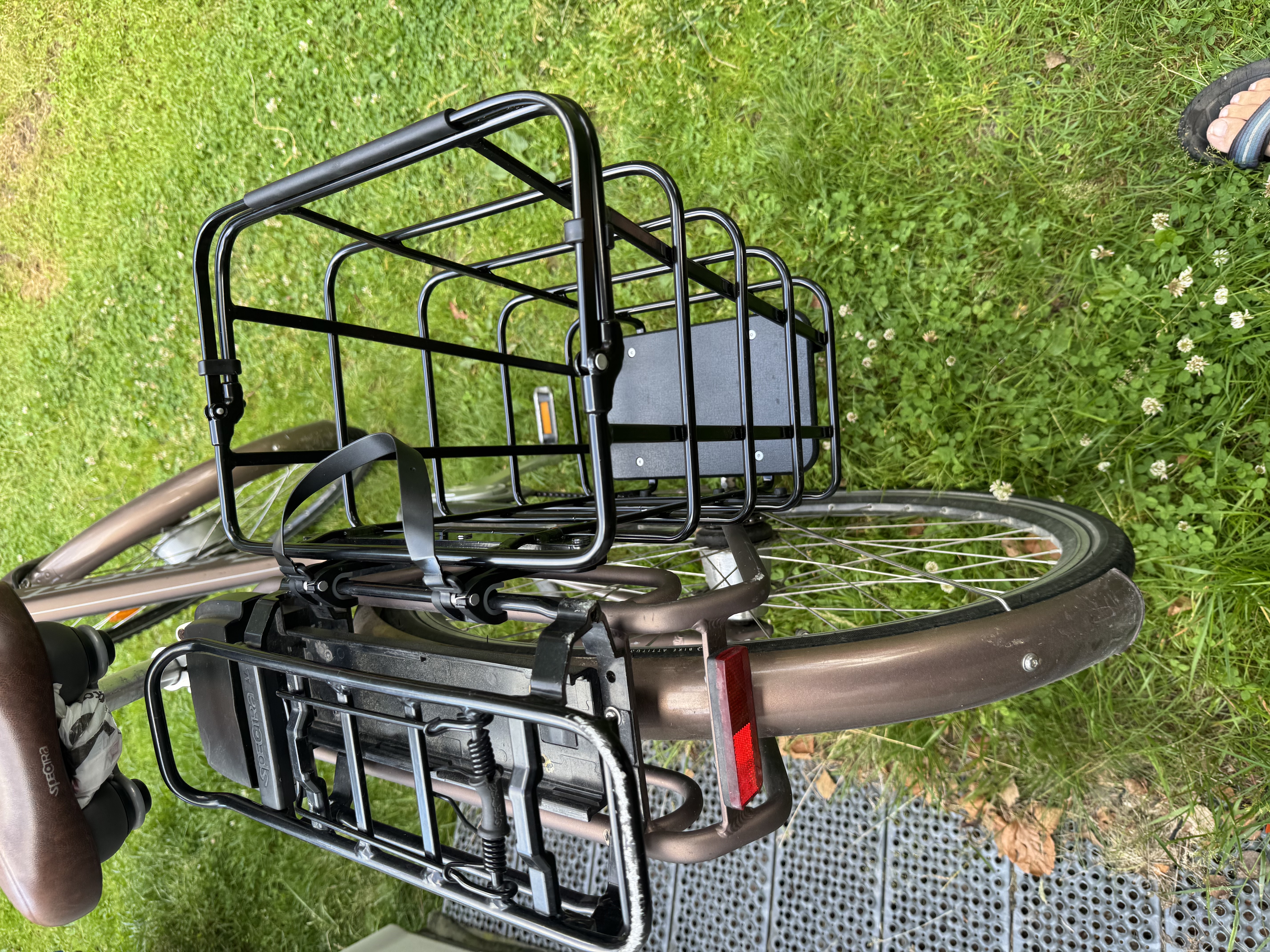 Cykelkorg för crescent elina o elora sidomontage