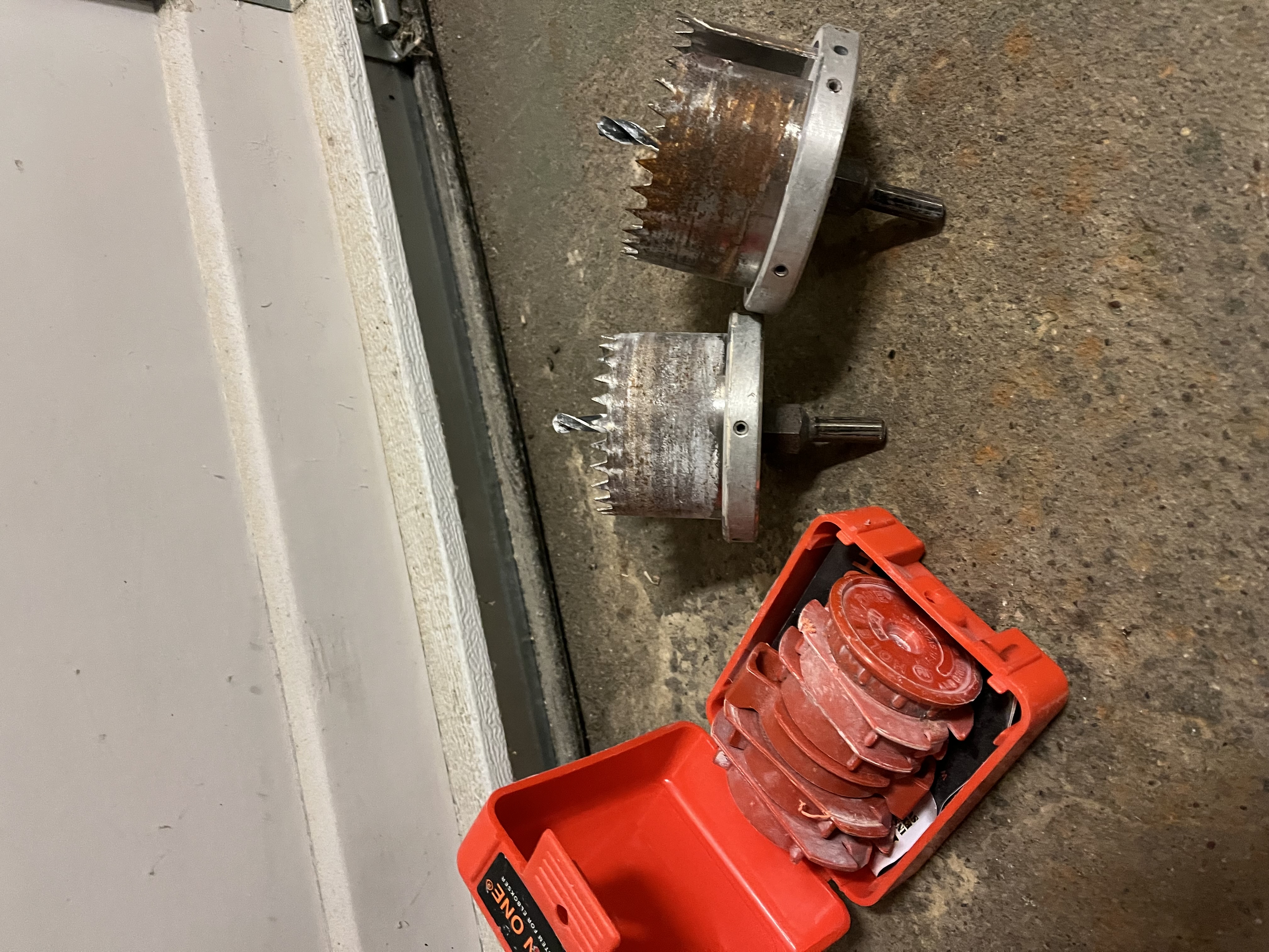 Hole in one med hålsåg 