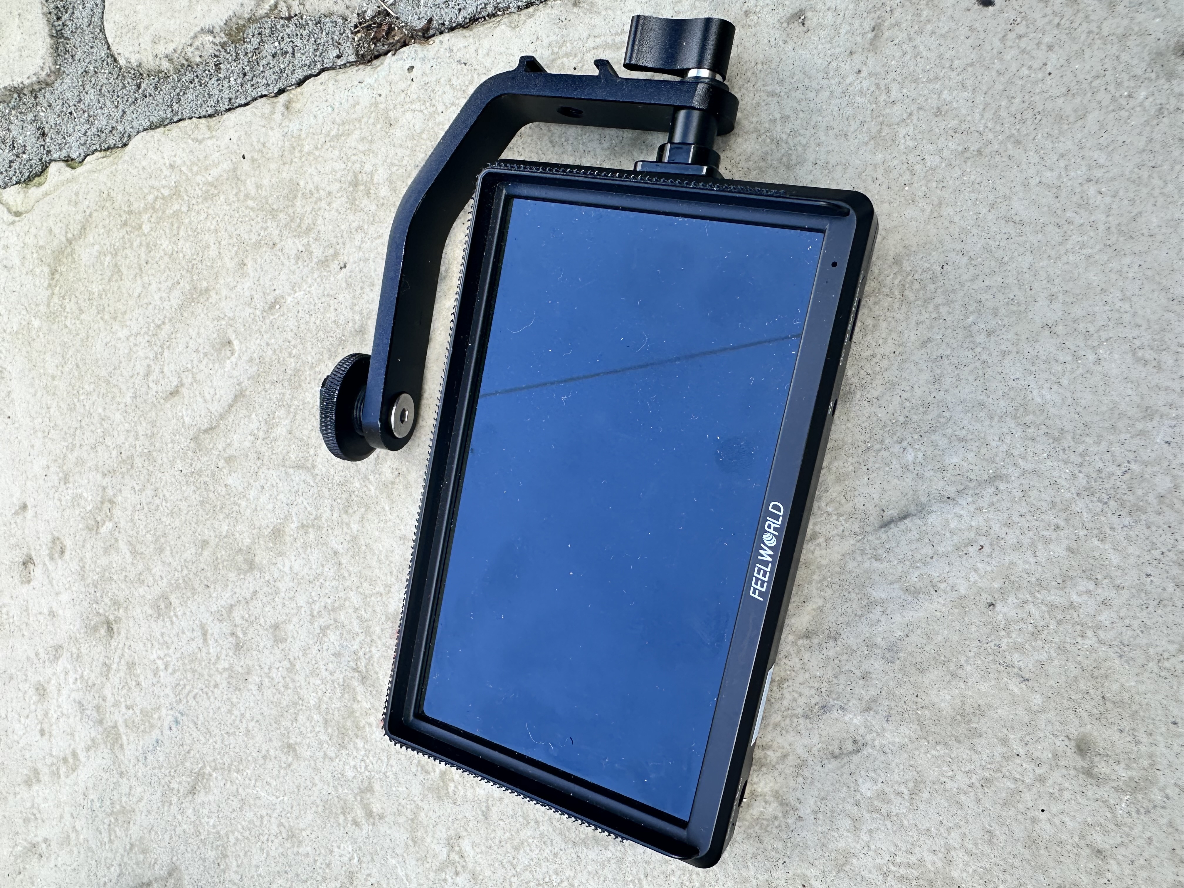 Feelword camera monitor 