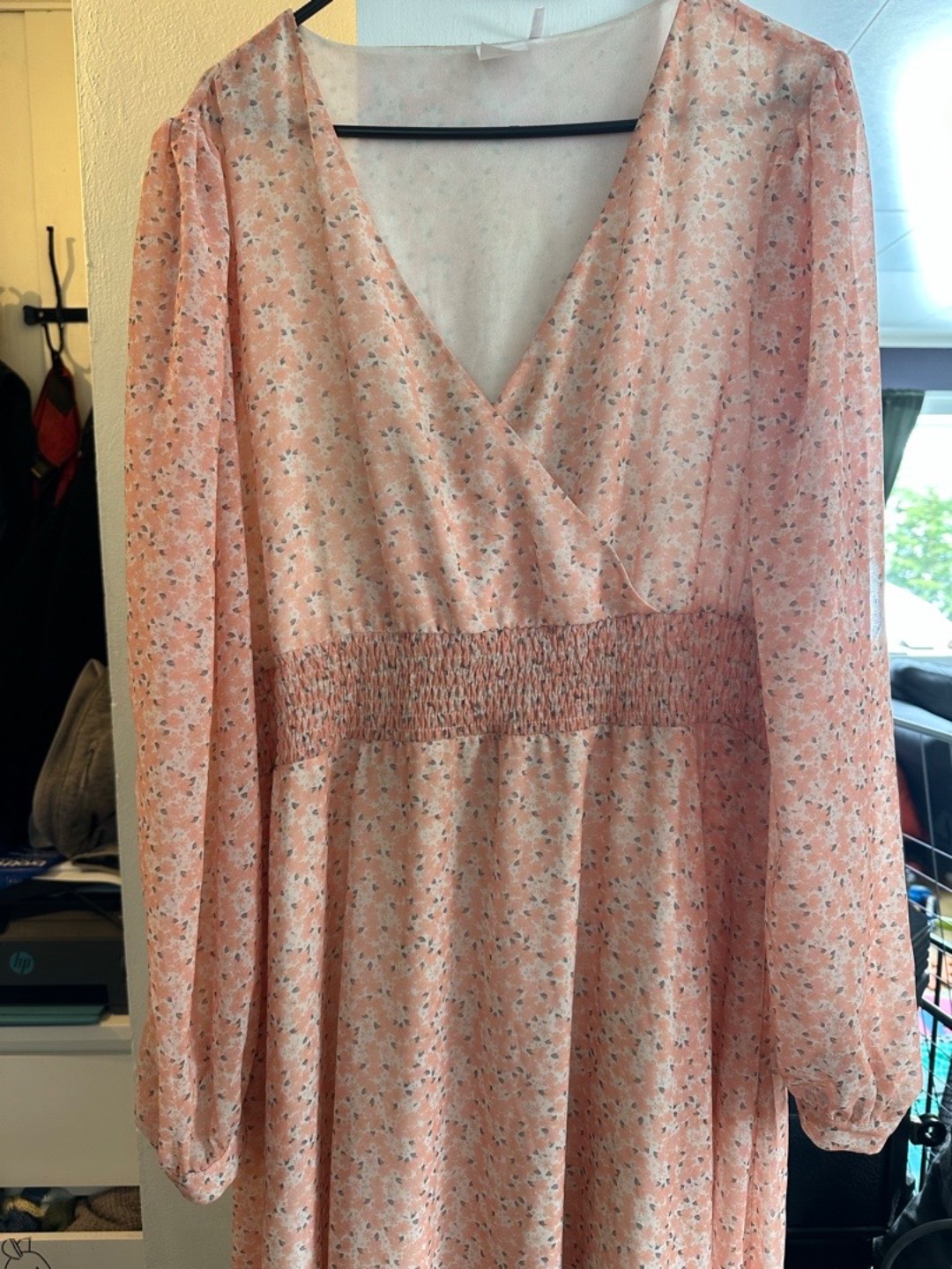 Careless belle chiffon - hvit fersken blomst