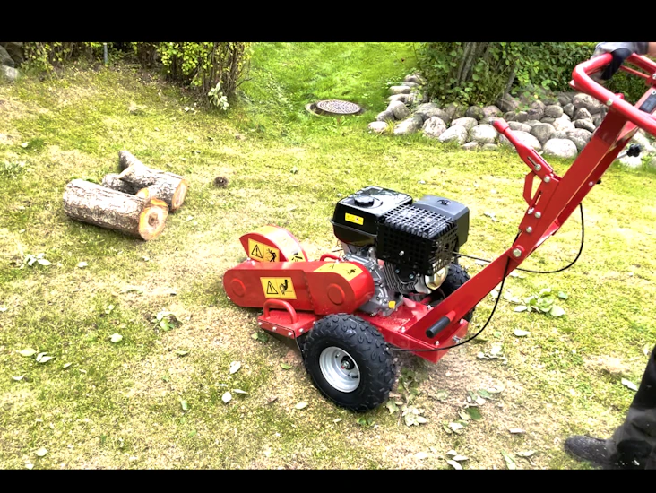 Stubbfräs 15 hk - enkel borttagning av stubbar