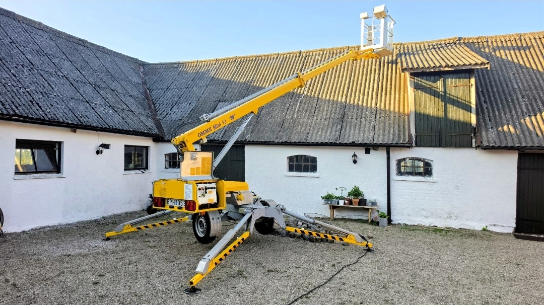 Smidig 12 meters skylift (släpvagnslift)