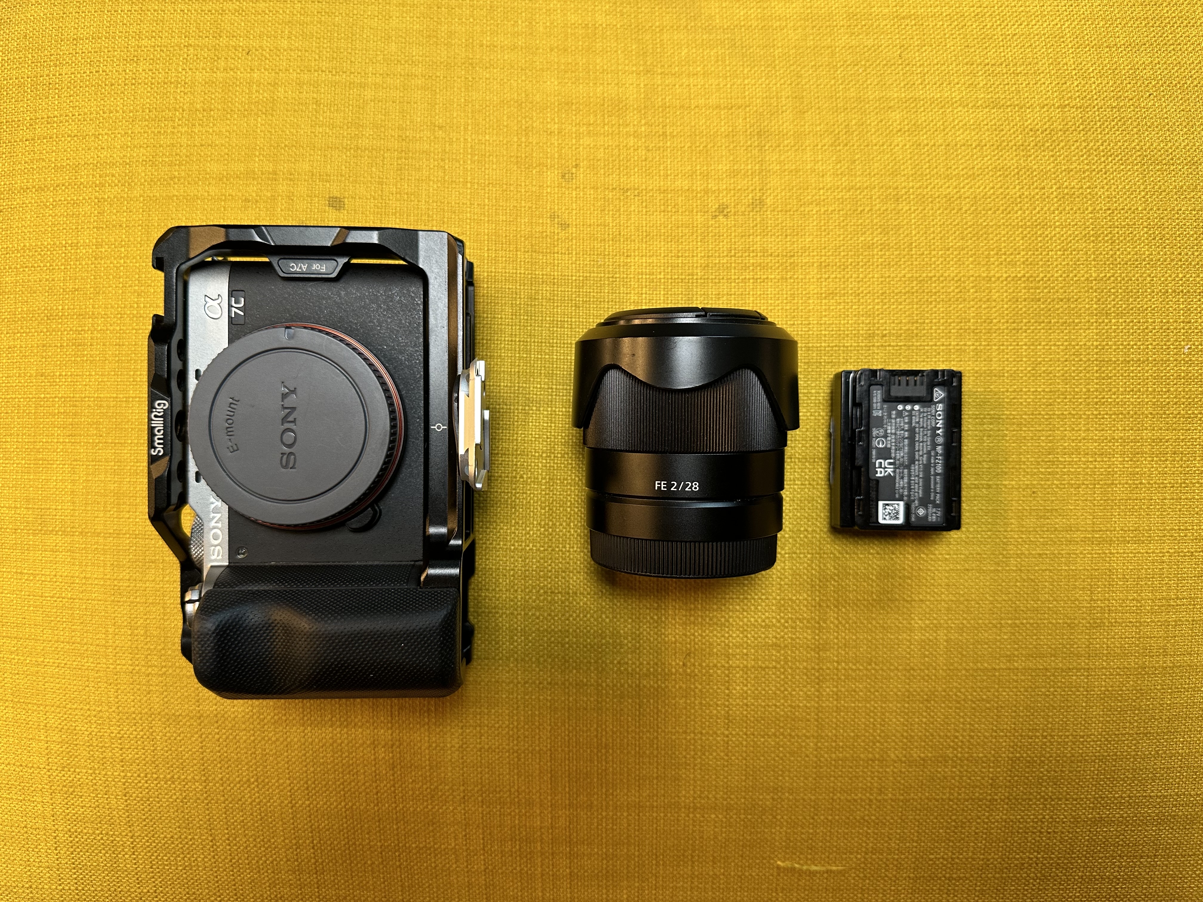Express delivery possible sony a7c+ 28mil sony lens+battery