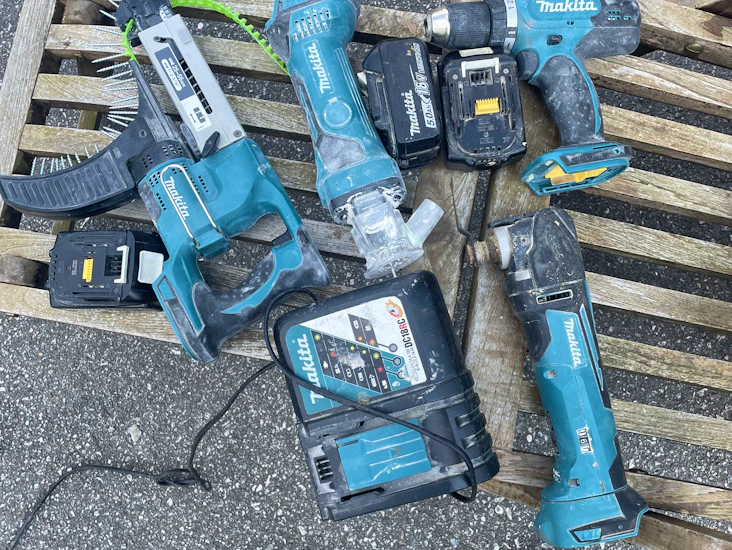 Skruautomat, gipsfres og mer til leie