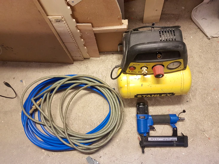 Spikpistol med kompressor