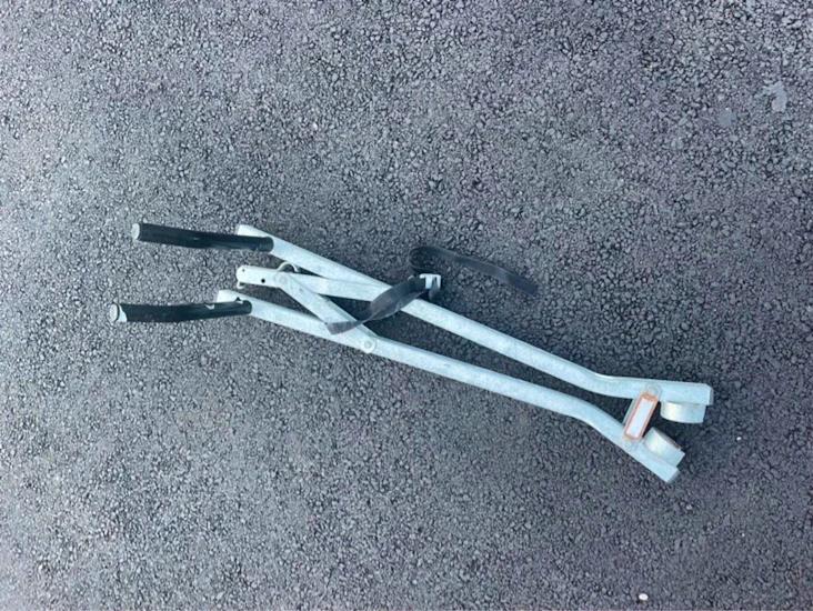 Enkel cykelhållare för 1-2 cyklar