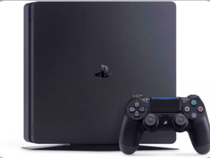 Playstation 4 leies ut!