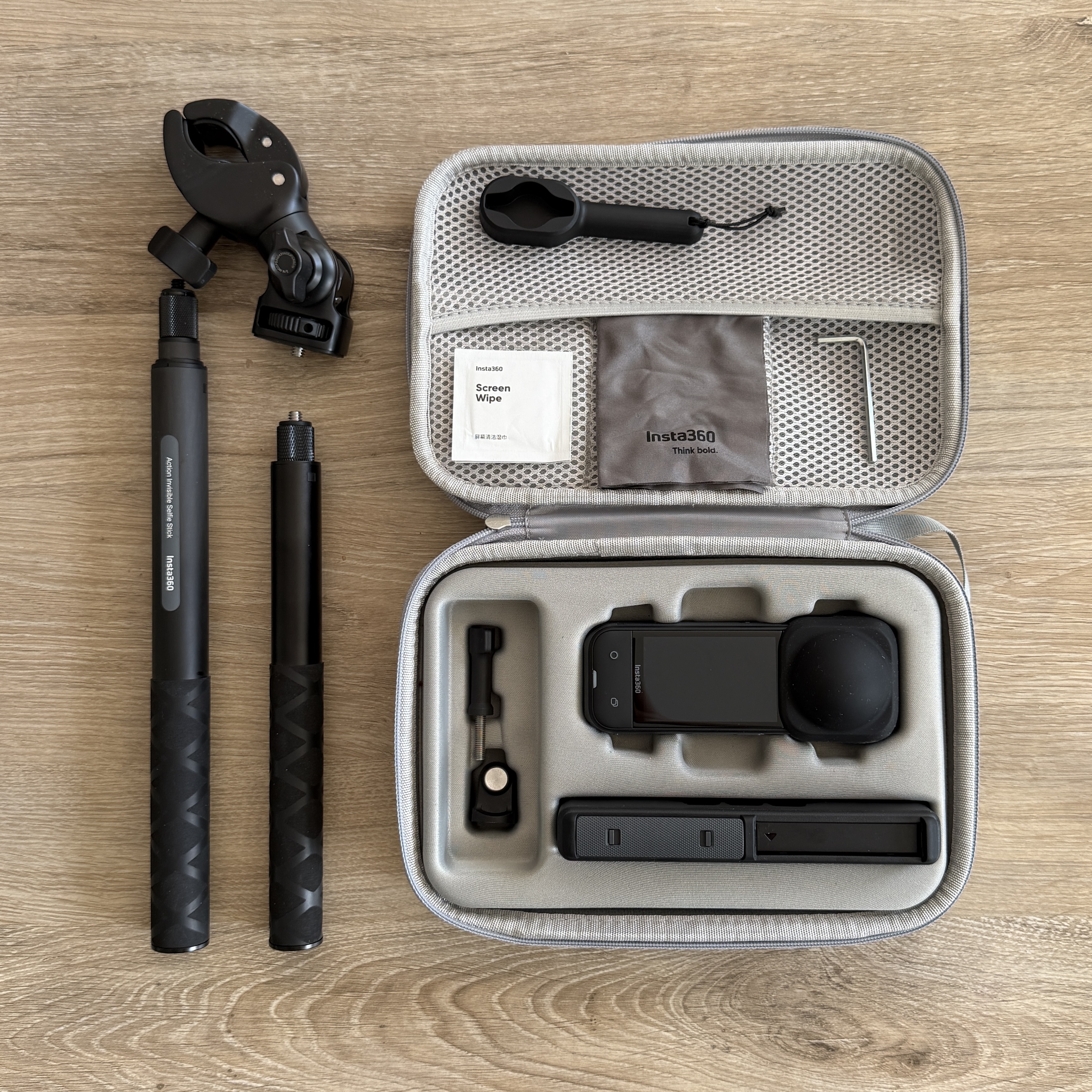 Insta360 x5 med stang og klype for mc