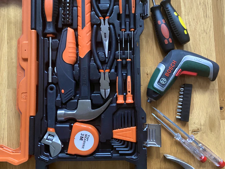 Multi-tool kit