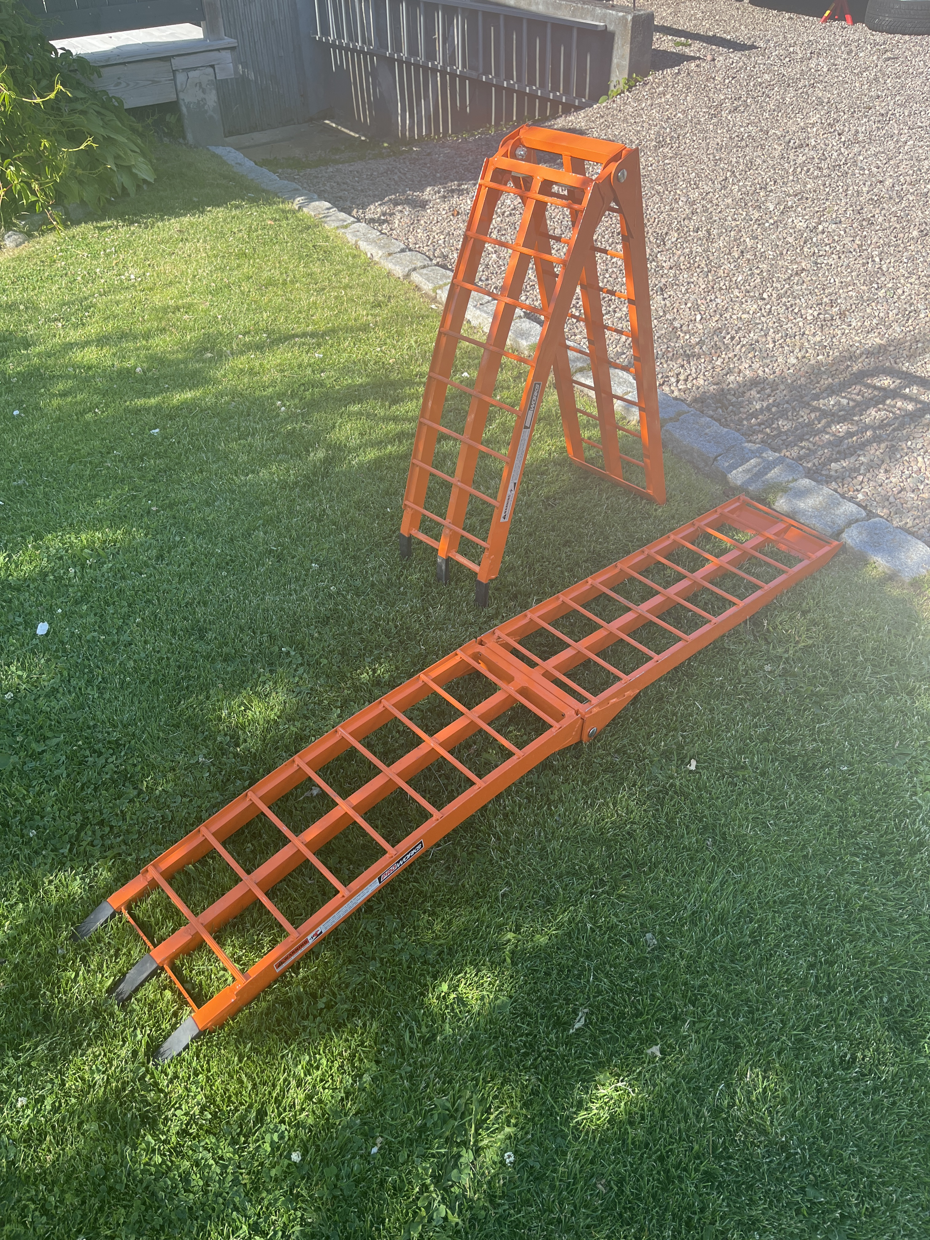 Lättviktsramper till släp/ motsv