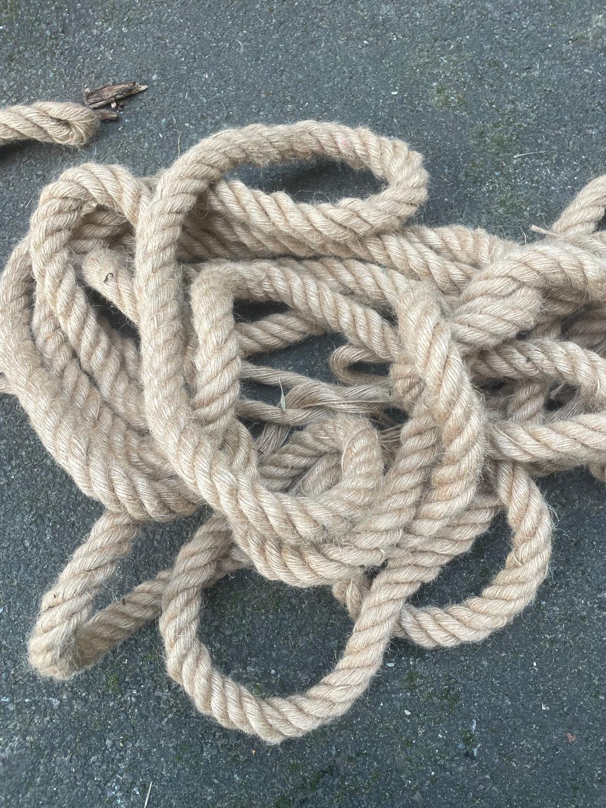 Thick rope