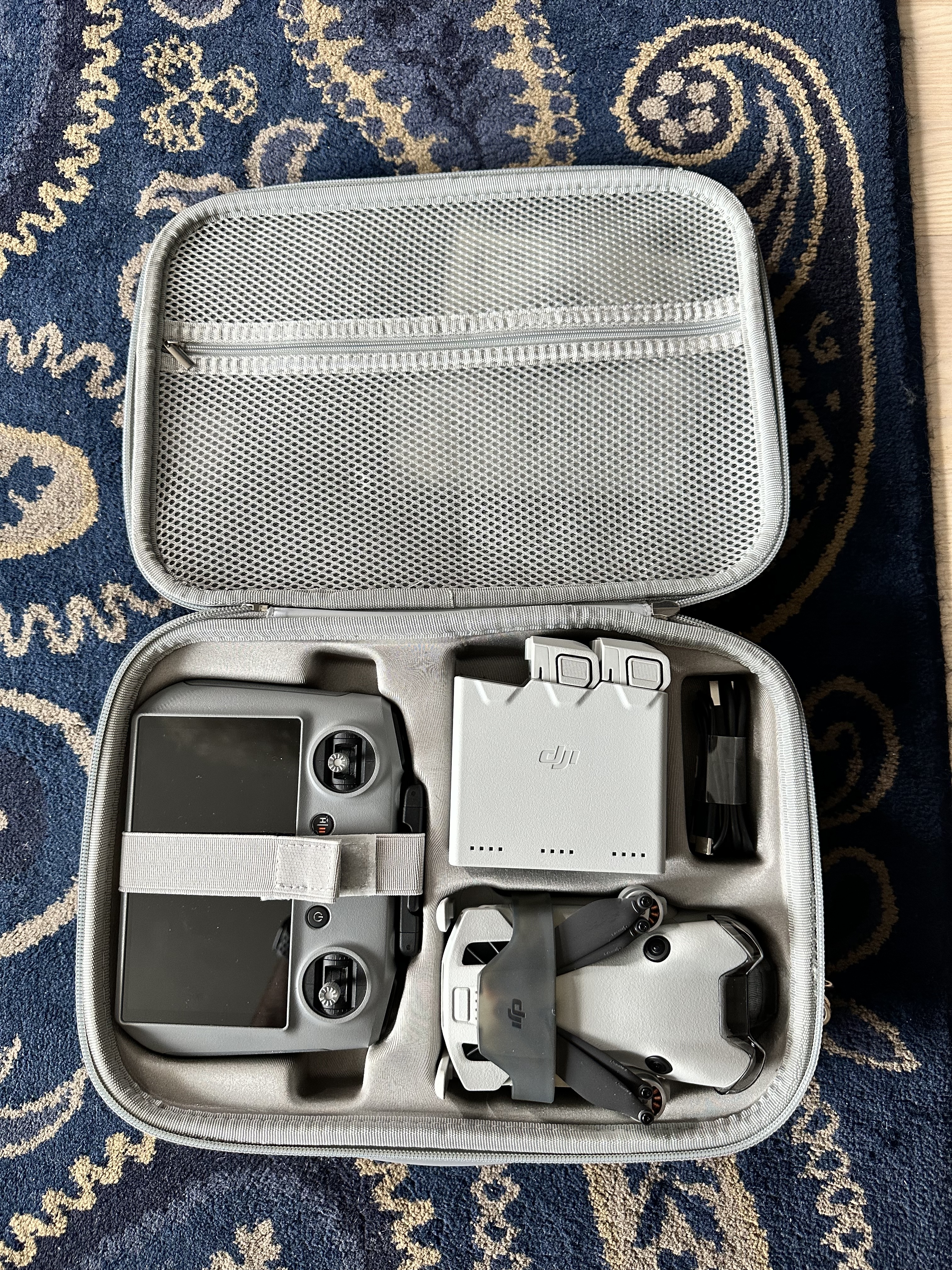 Dji mini 4 pro fly more combo