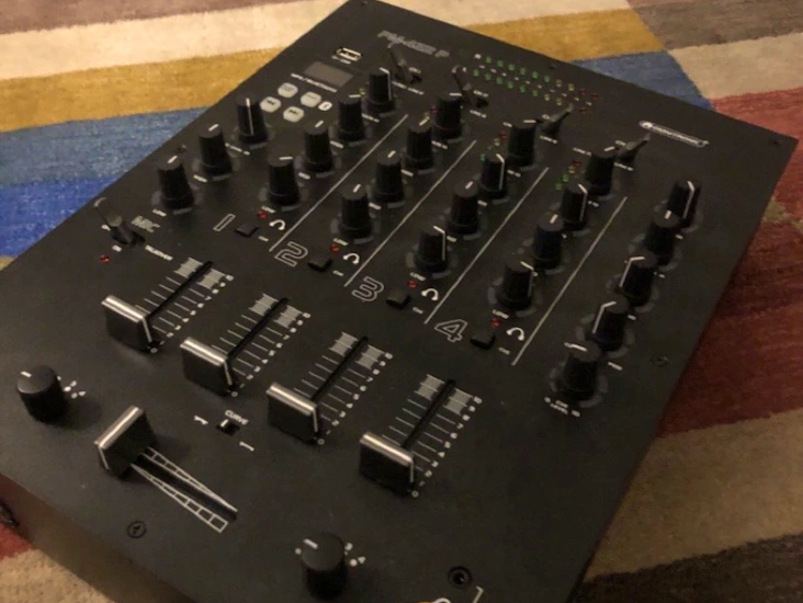 Dj mixer omnitronic pm-422 p