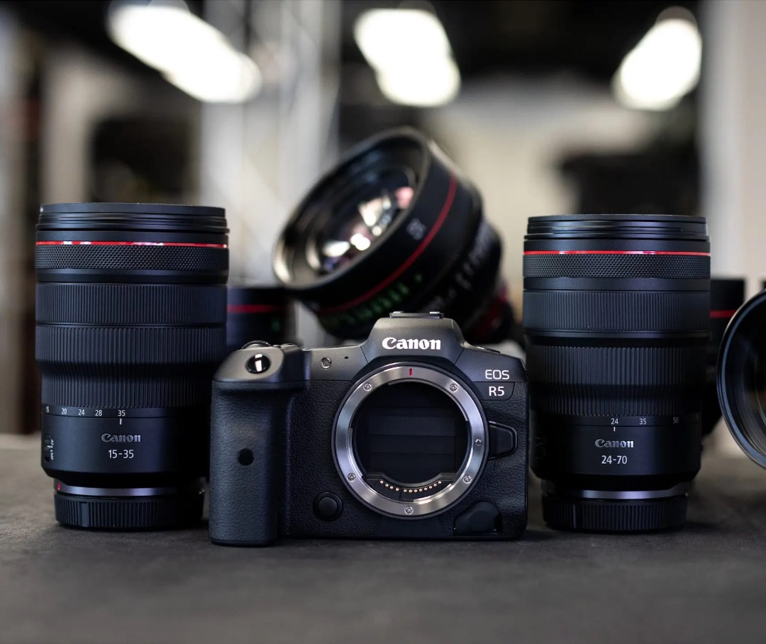 Eos r5 + 3 rf objektiver (komplett pakke)