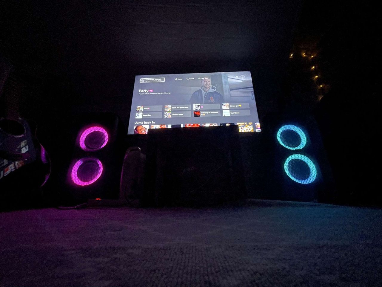 2x jbl partybox 300 til utleie!