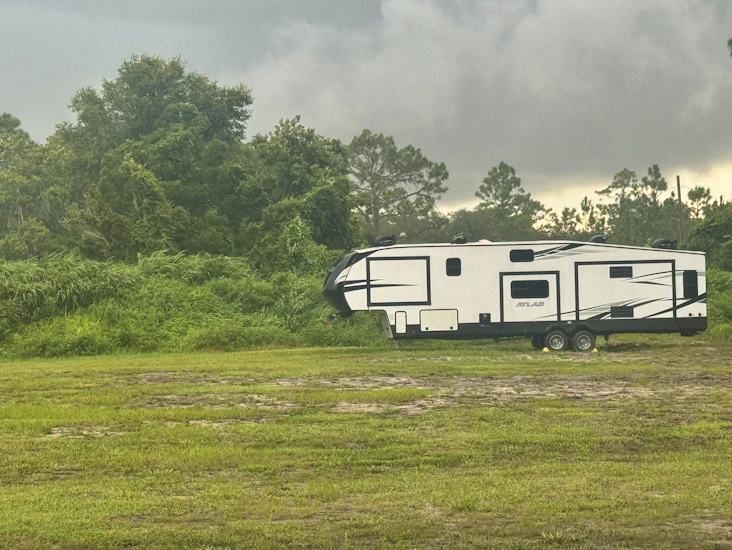 Private rv/boat and more storage