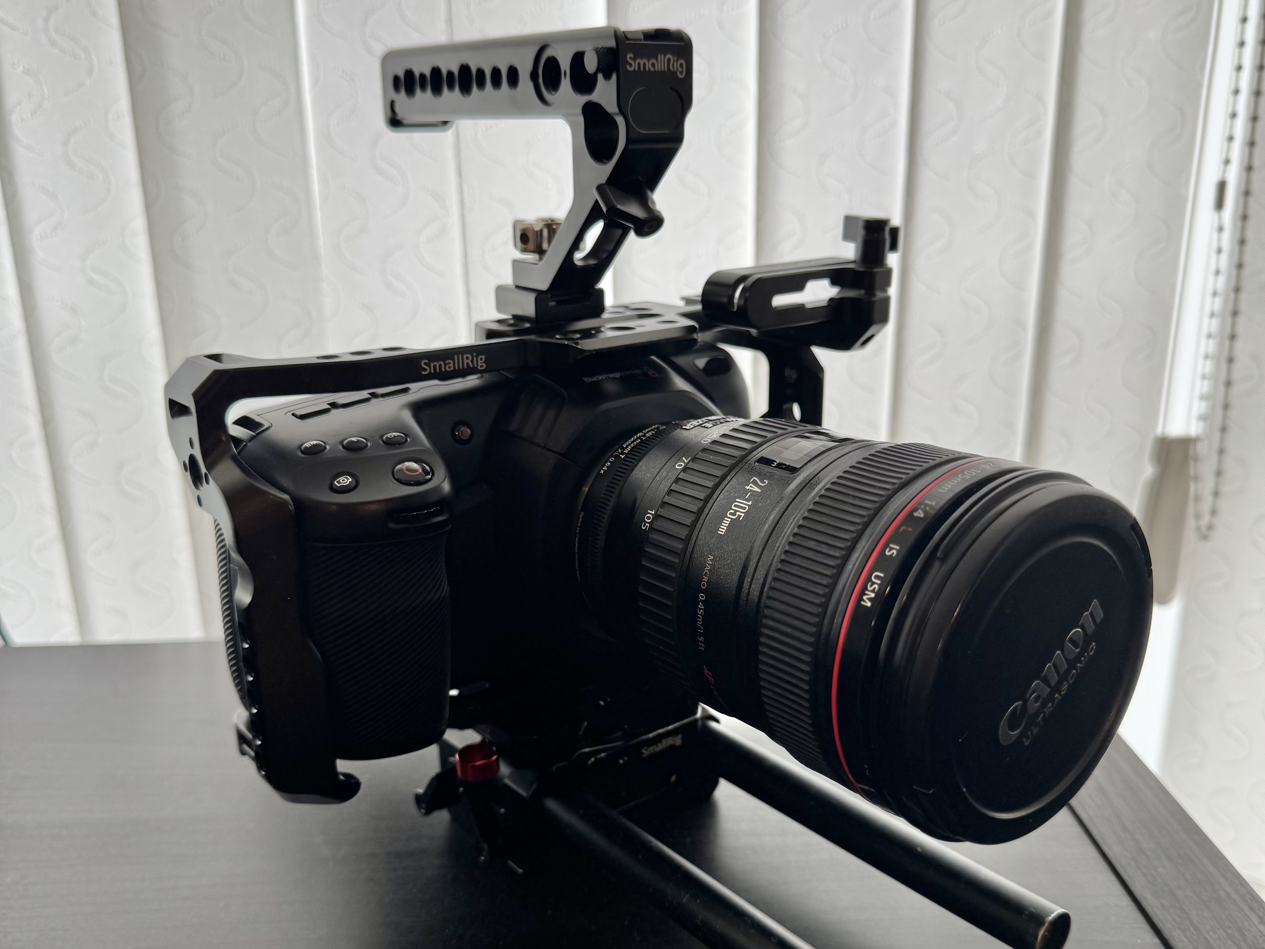 Blackmagic pocket cinema camera 4k - shooting kit w/ case