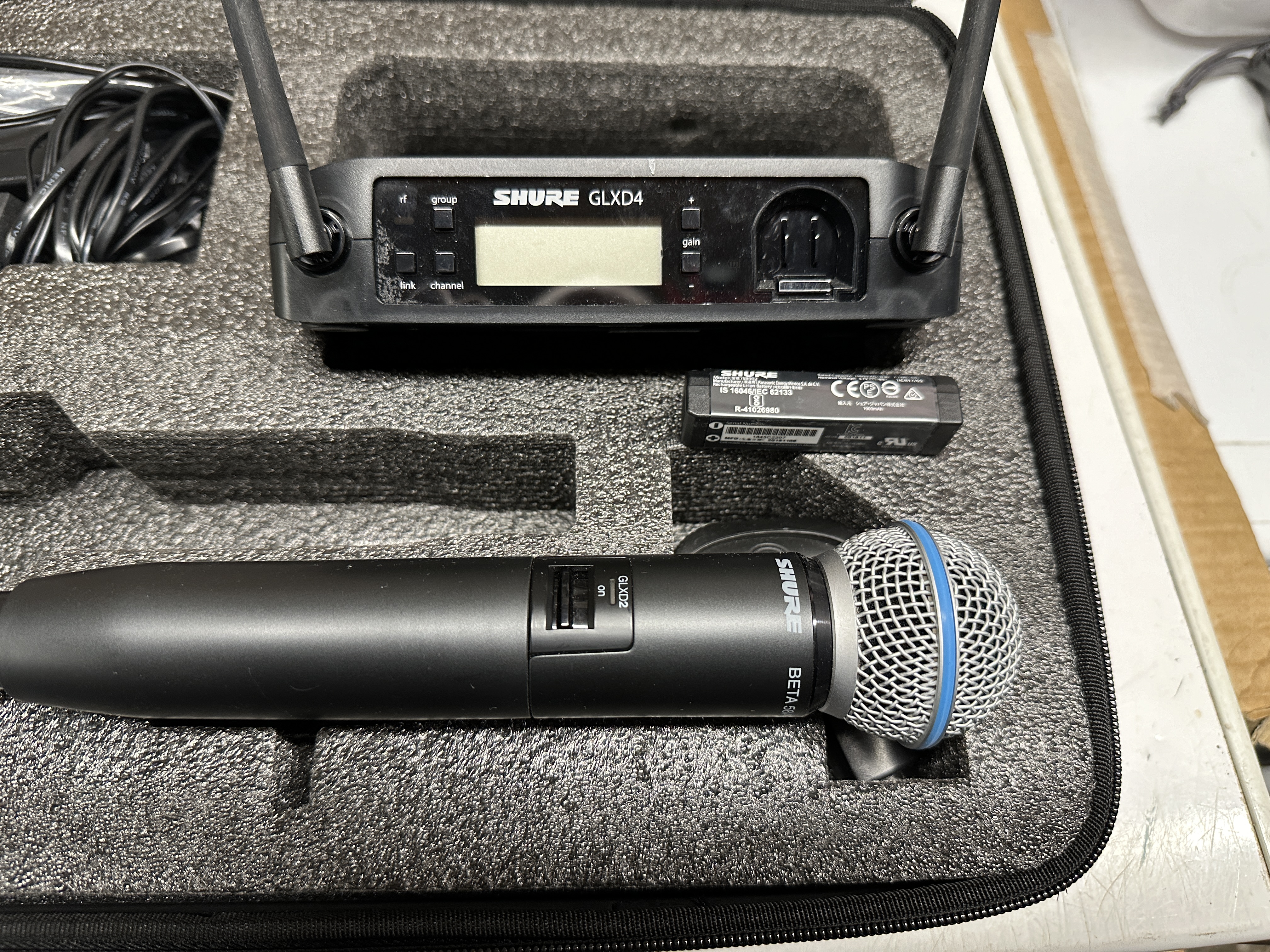 Shure glxd24/beta58 wireless handheld microphone set