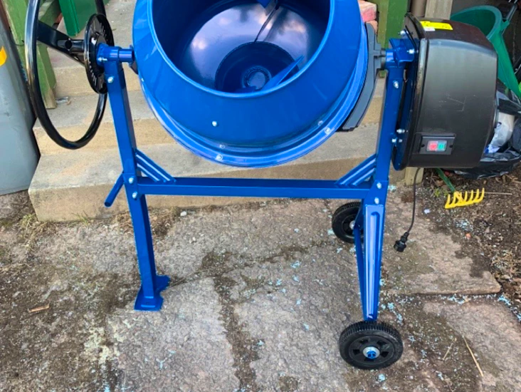 Betongblandare 140l