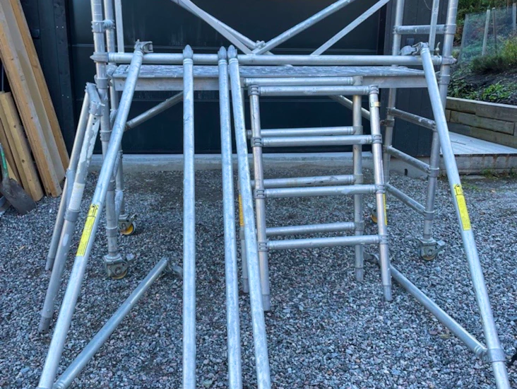 Zip-up byggställning / arbetsplattform