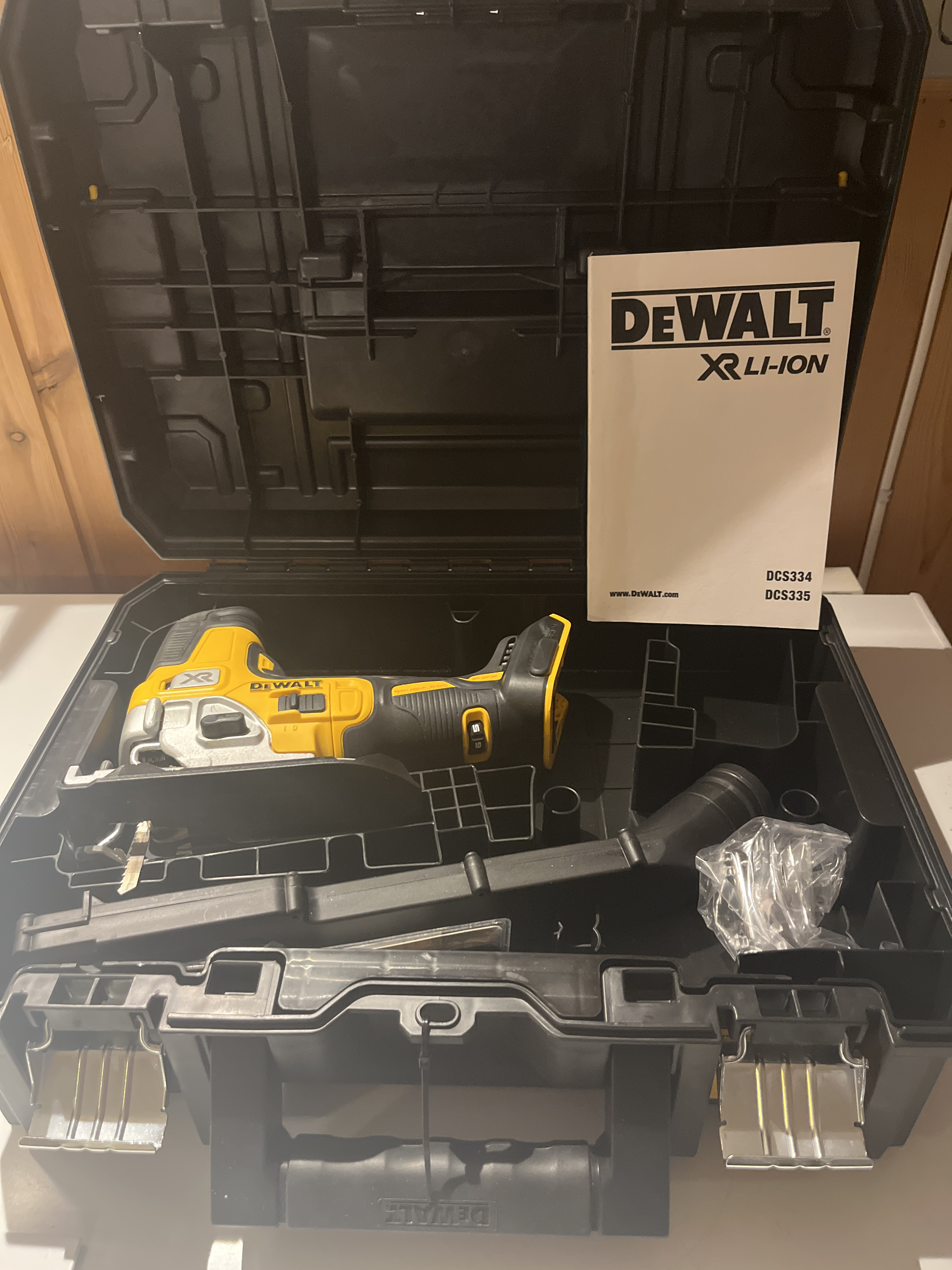 Dewalt stikksag