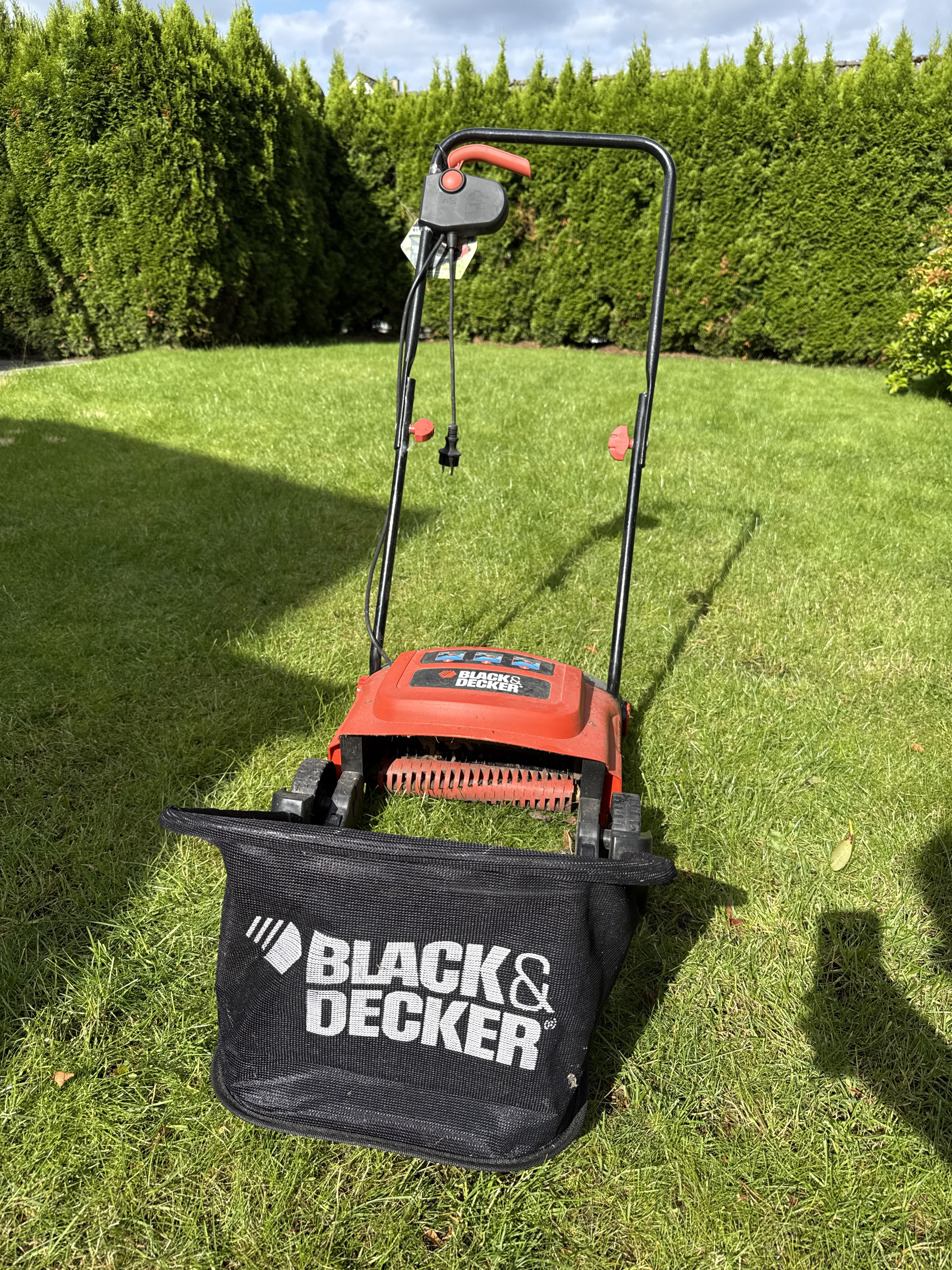 Black&decker moseklipper/vertikalskjærer
