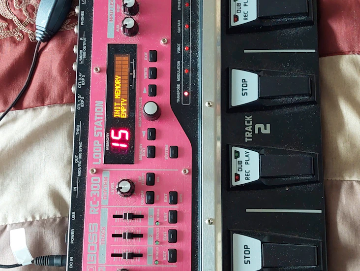 Boss rc-300 loop station pedal