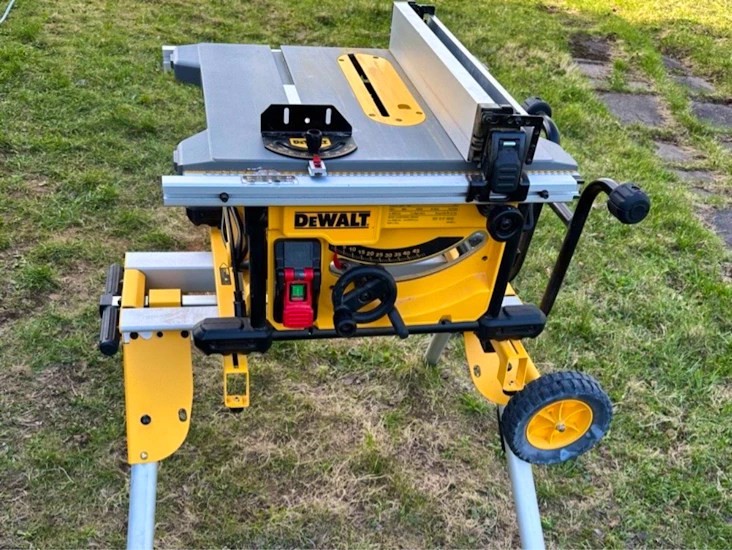 Dewalt bordsag med stativ