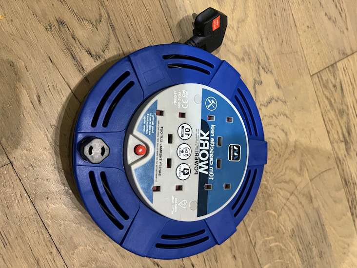 Master plug 4 socket 10m cable reel