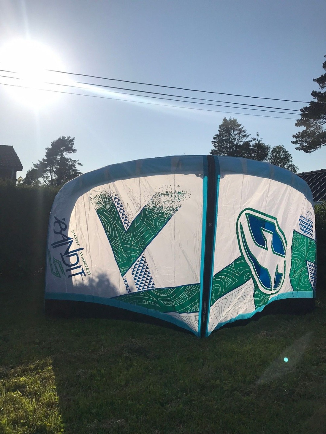 Kitesurfing utstyr leies ut