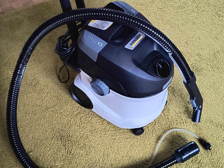 Kärcher se 6 mattojen pesu varrella