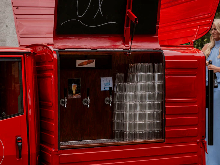 Bubbles and birra - ape bar