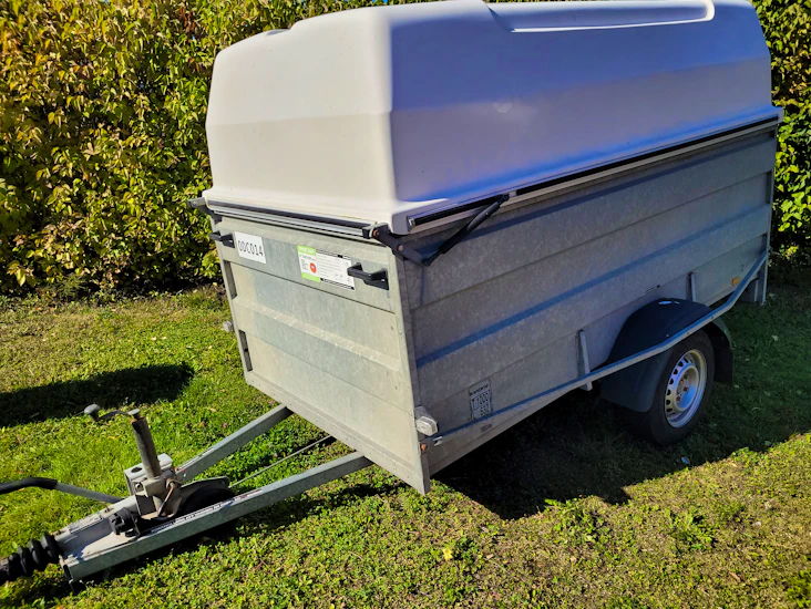 Benderup t1000 släp med kåpa