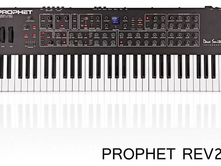 Prophet rev2 synth - analog