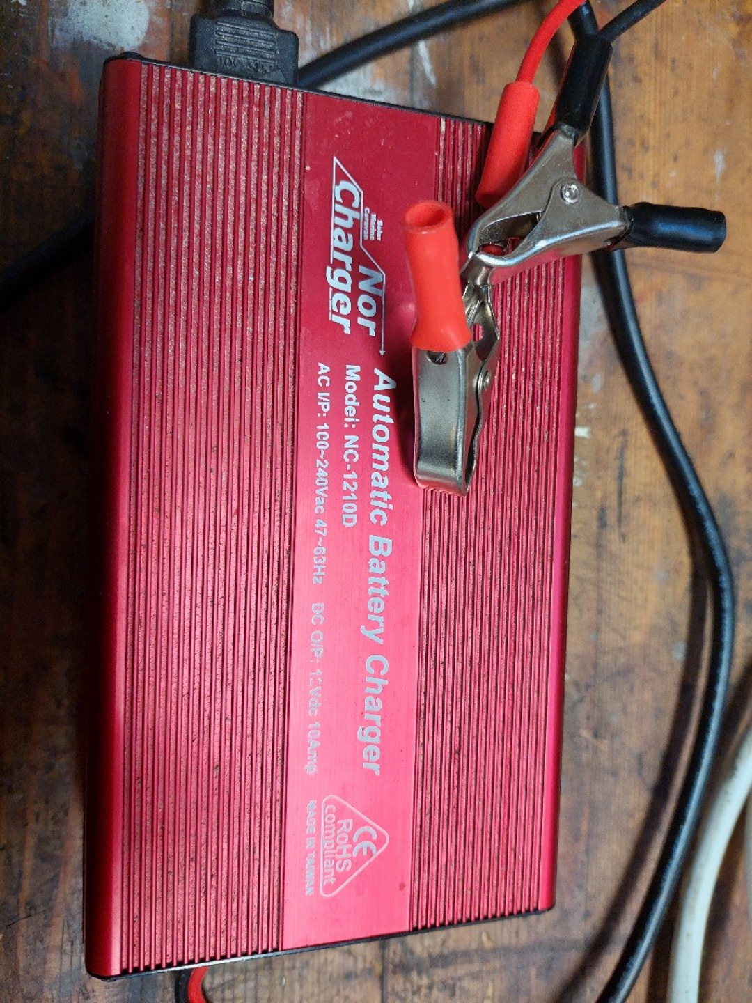 10a lader for 12v batteri