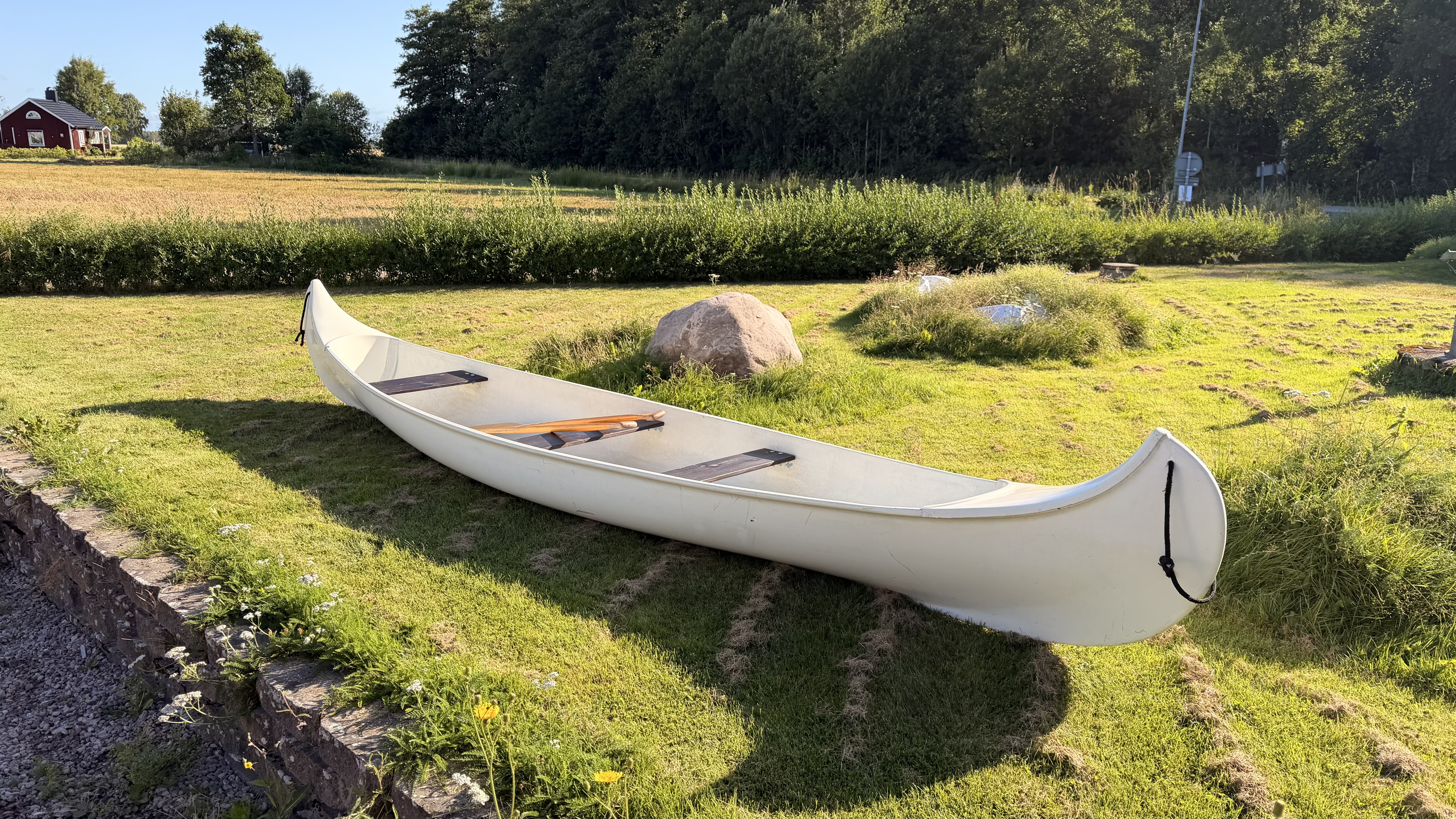 Rymlig kanot för hela familjen 🛶😃
