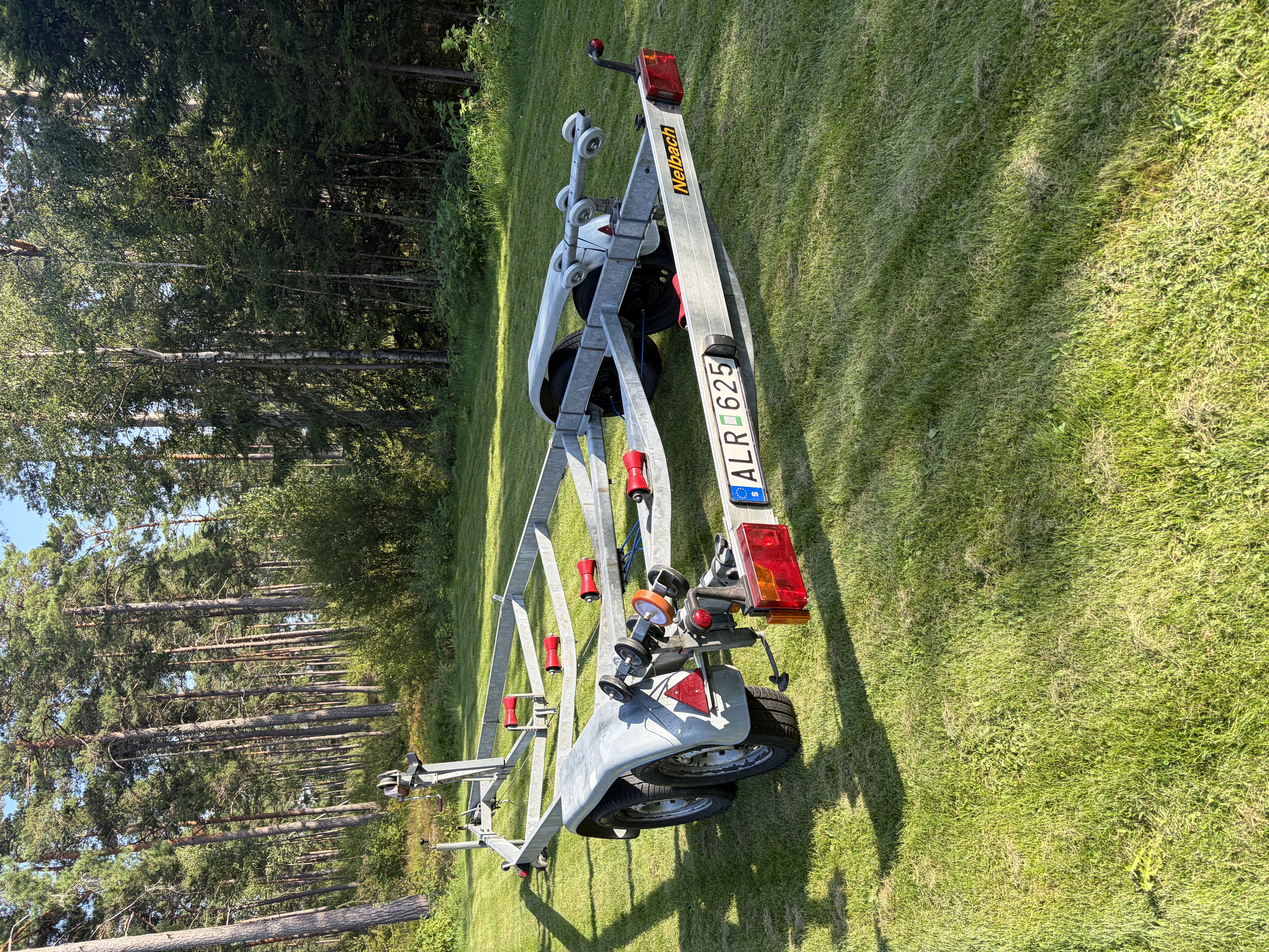 Båttransport, båtvagn, båtkärra