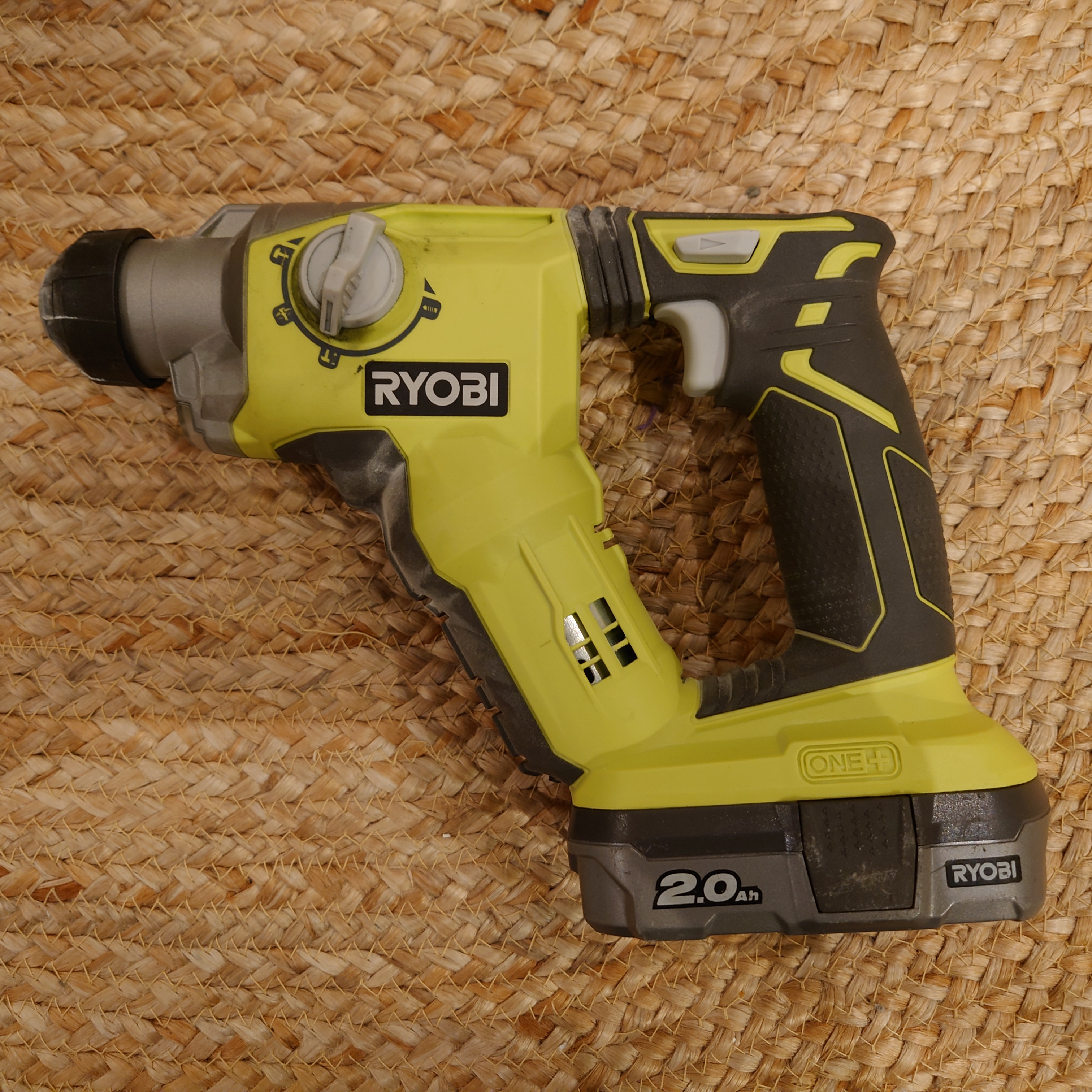 Ryobi borhammer