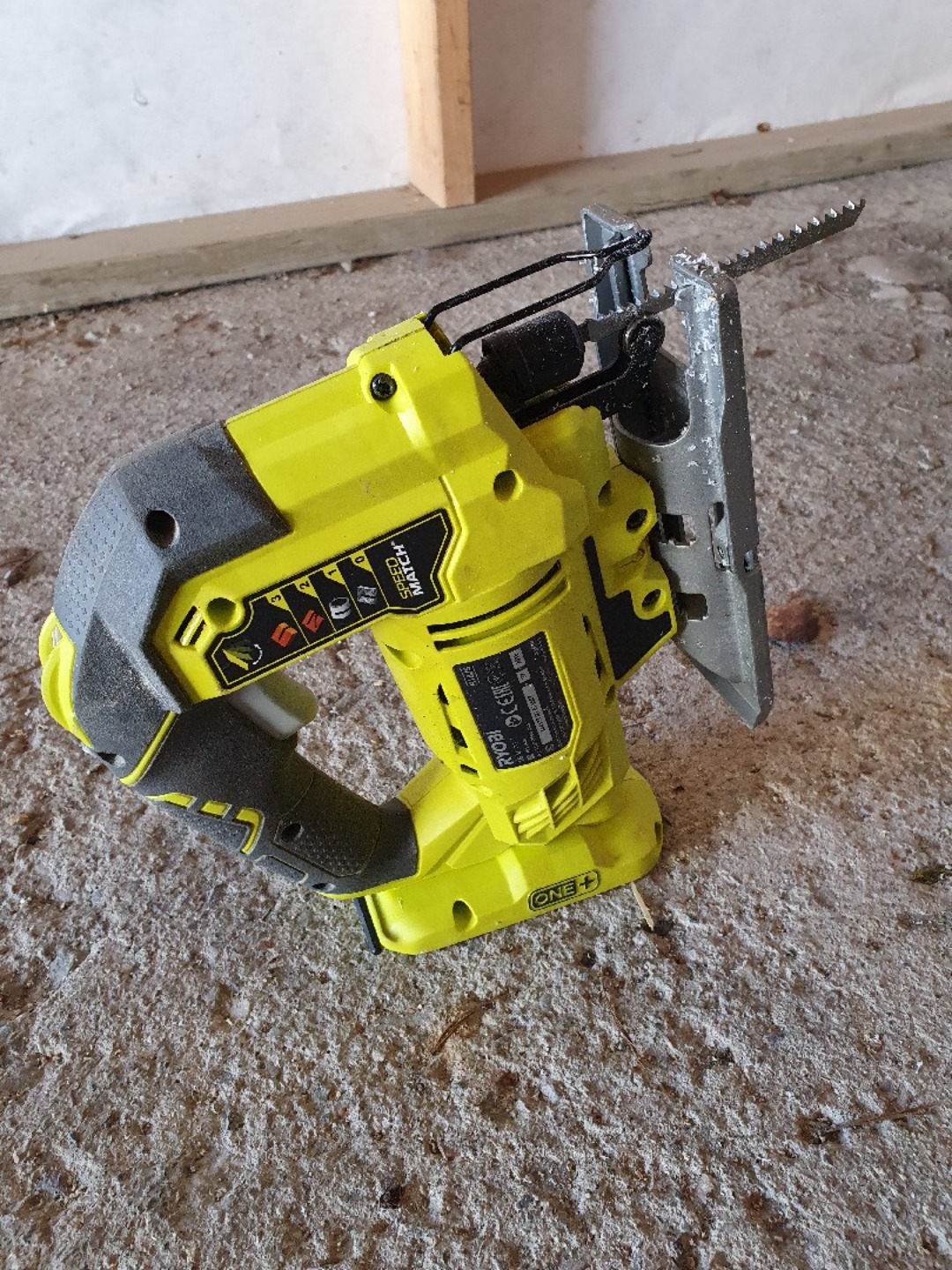 Ryobi stikksag 