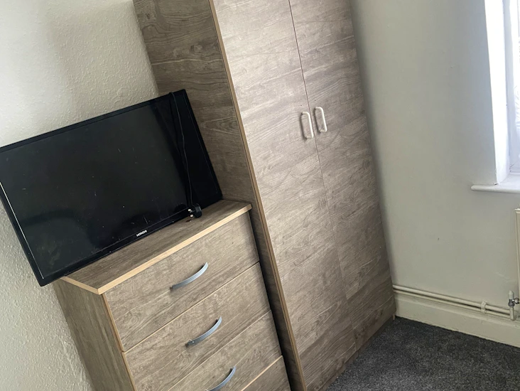 Double room /b&b service 1-30days