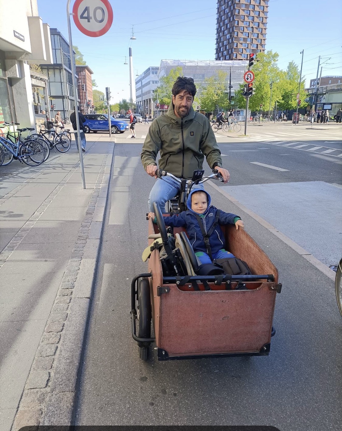 Cargo bike ladcykel
