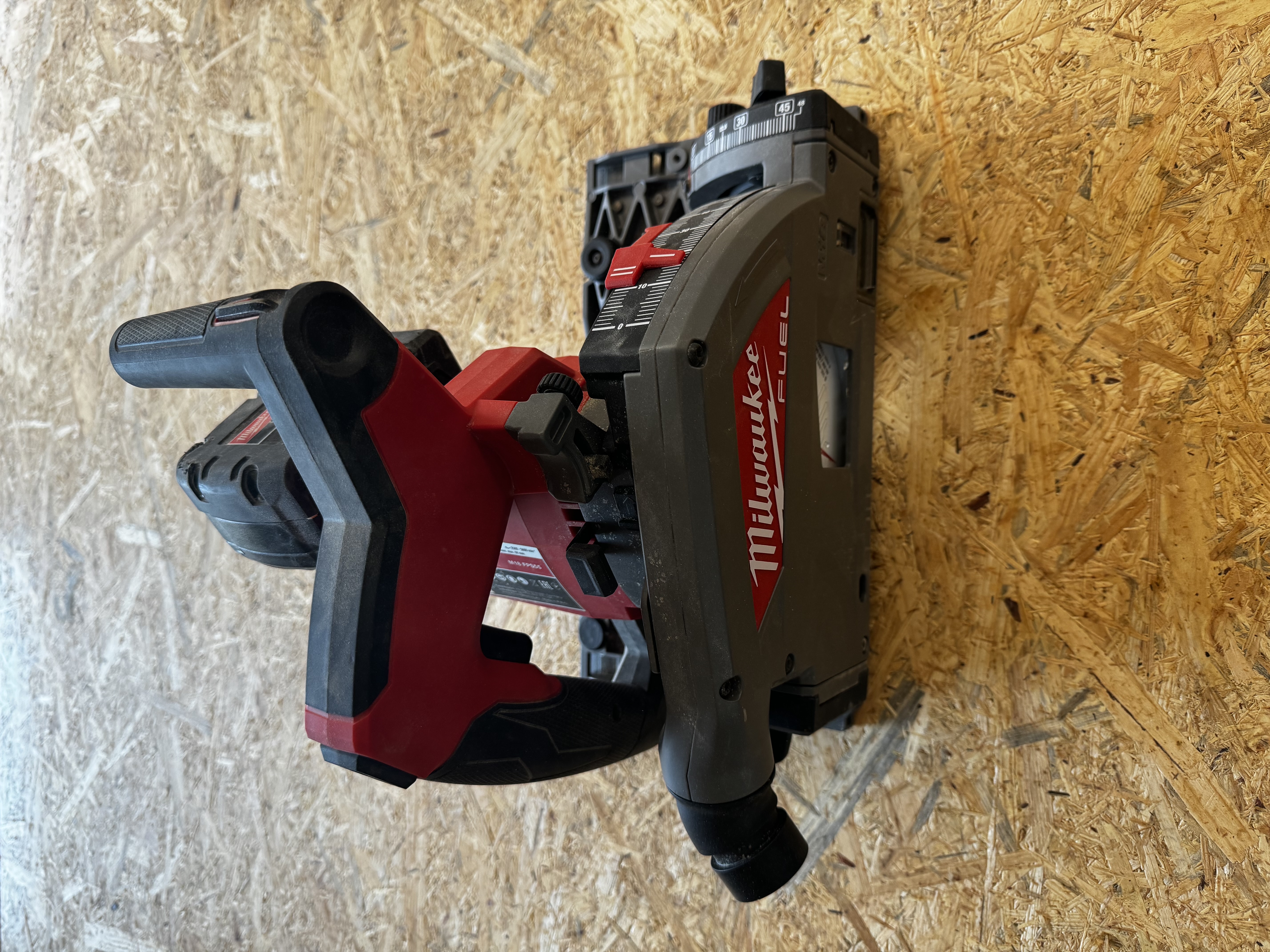 Milwaukee sänksåg inkl. skena