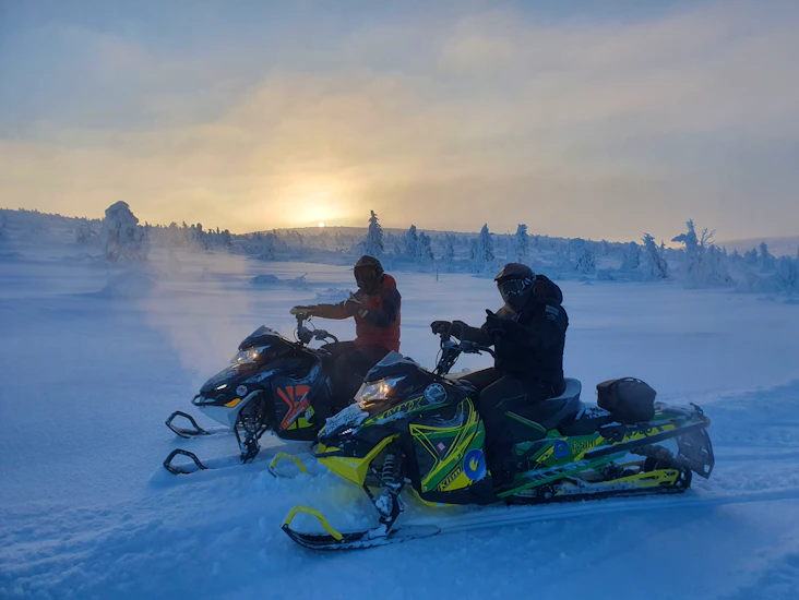 Snöskoter lynx boondocker 800 3700 re