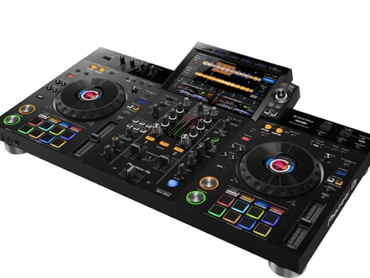 Dj deck+subwoofer+active speakers