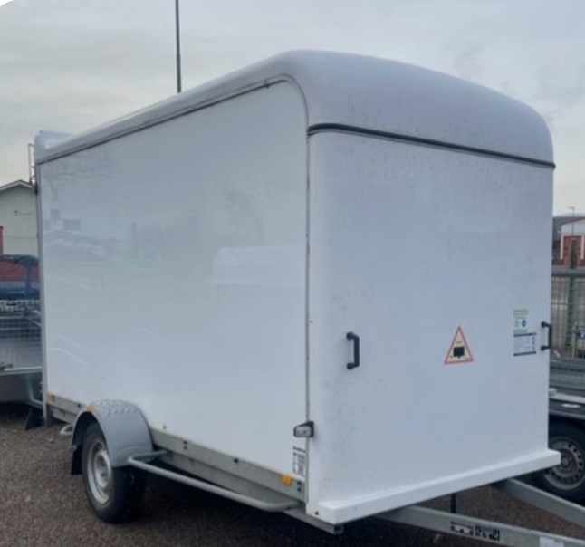 Skåpsläp 11m³ ramp / totalvikt 1000